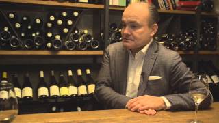 Conversation du sommelier avec Olivier Poussier.