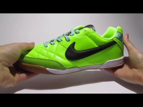 Обзор мужских футзальных бампов Nike Tiempo