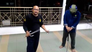 Silat Melayu:Tekpi/Sai Vs Pedang(Sword)