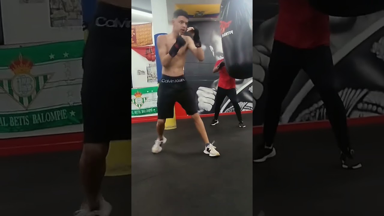 Seguimos trabajando duro 🥊🎵#boxeo #entrenamiento #deportes #musica #shortvideo #viralvideo