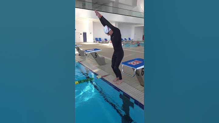 🏊🏻‍♂️ Je m'appelle - și înveți să sari în cap