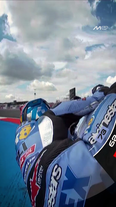 Contact & crash: how Alex Marquez injured his hand 😱 | 2025 Dutch GP