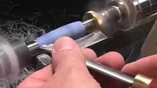 Barry Gross's techniques for turning an acrylic pen: Part 2