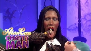 Grace Jones Shows Us How To Make Oysters | Full Interview | Alan Carr: Chatty Man