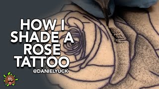 ฉันจะแรเงา A Rose Tattoo ได้อย่างไร