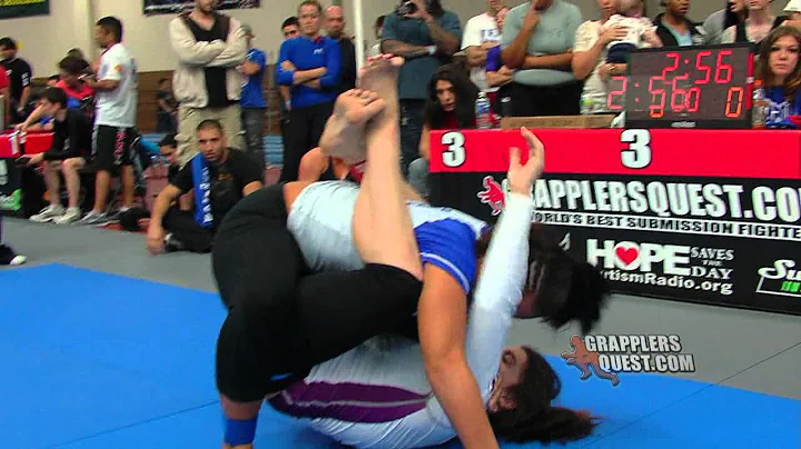 SUBMISSION! Jessica Swanson vs Juliana Fontoura at...