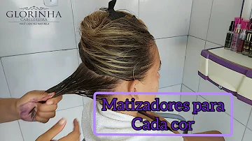Como matizar o cabelo com luzes douradas?
