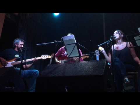 Birthday- The Beatles cover by Banda en Fuga