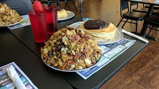 MASSIVE 8.5LB RENEGADE BREAKFAST CHALLENGE...RAMSEY HILTON