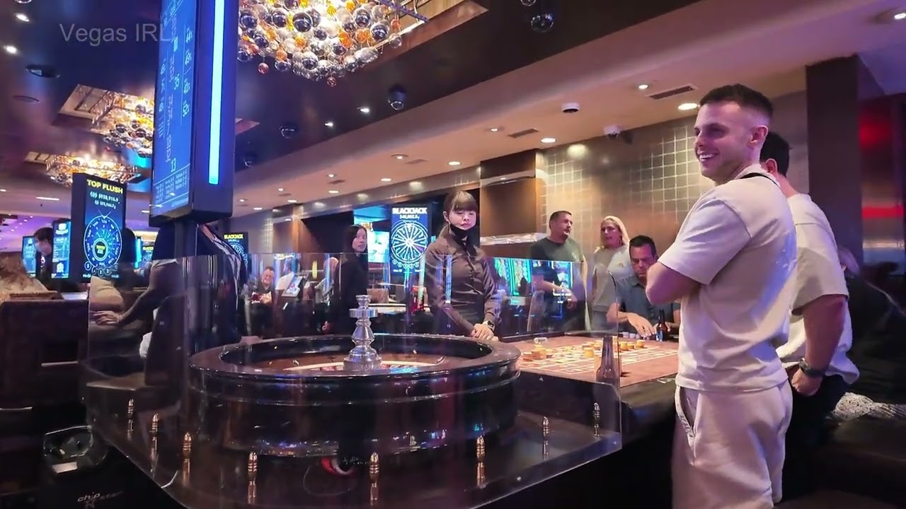 Is Golden Nugget still the king of downtown Las Vegas? - YouTube