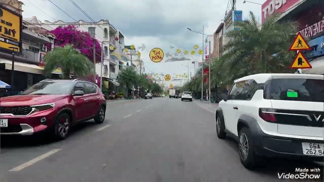 DẠO QUANH CHỢ BÀ TÔ 