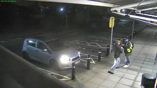 77-yr-old man bravely fights off suspect who was demanding cash & bank cards.