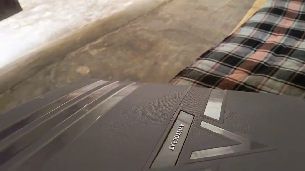 Aristocrat Leisure reviews: Lock is not working of my trolley bag | PissedConsumer.com