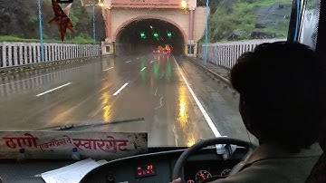 MUMBAI - PUNE EXPRESS WAY : MSRTC SHIVNERI BUS VOLVO B7R CABIN RIDE : MONSOON BUS JOURNEY