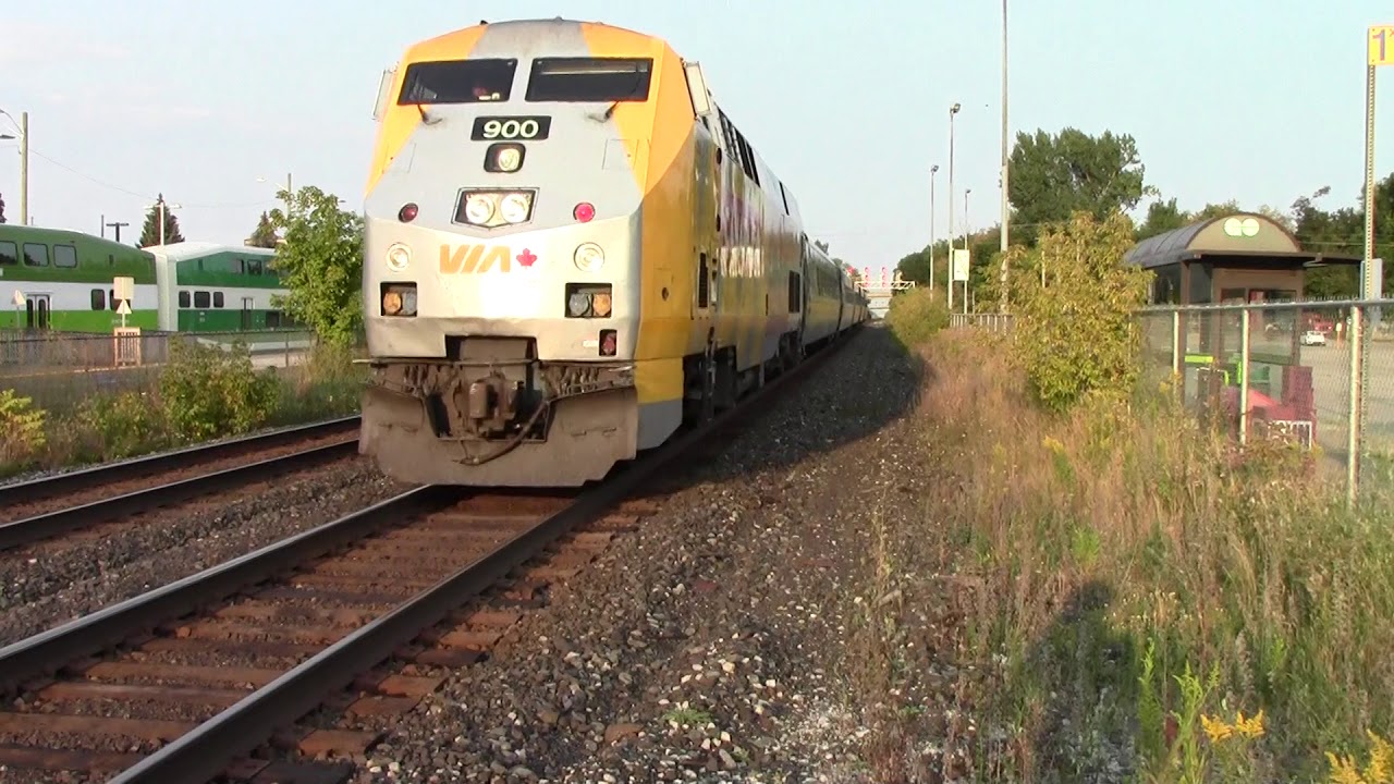 Via 87 Via 900 at Georgetown Ontario Sept 17 2017