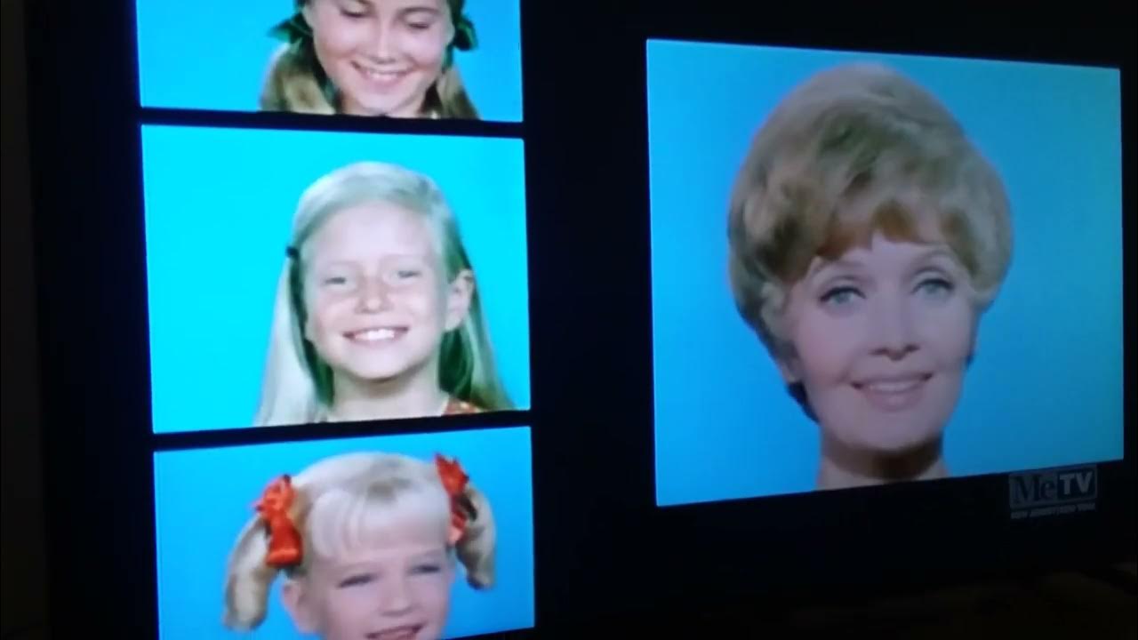 Who Sings The Brady Bunch Theme Song Brady bunch theme song - YouTube