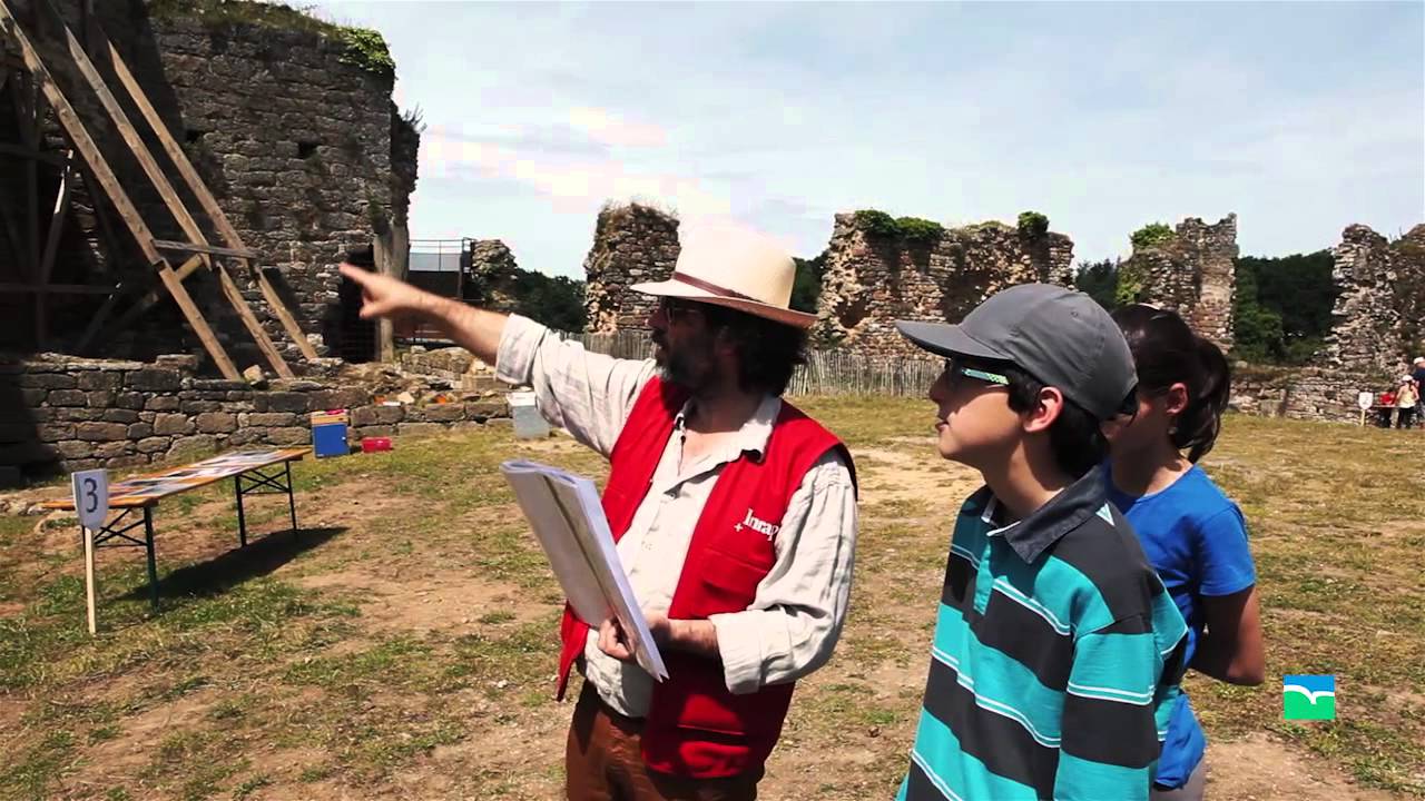 VUE D'ICI | LE CHATEAU DU GUILDO