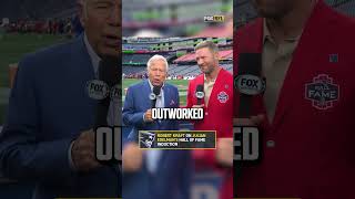Robert Kraft and Julian Edelman exchange wholesome moment 💙 #Patriots #JulianEdelman #HallofFame