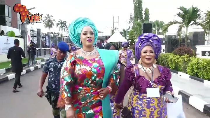 LIKE FATHER AS EBENEZER OBEY SON PLAY ALL HIS FATHER SONG TO WELCOME GUEST AT K1 OMOBA CORONATION