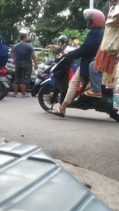 akibat sok jagoan akhirnya dapat bogem mentah#shorts