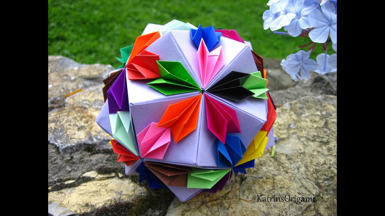 Origami ※ Confetti ※ Kusudama