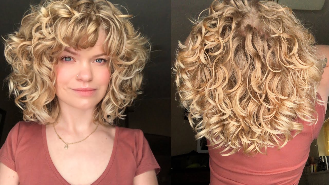UPDATED REFRESH ROUTINE 2020 | Wavy/Loose Curls