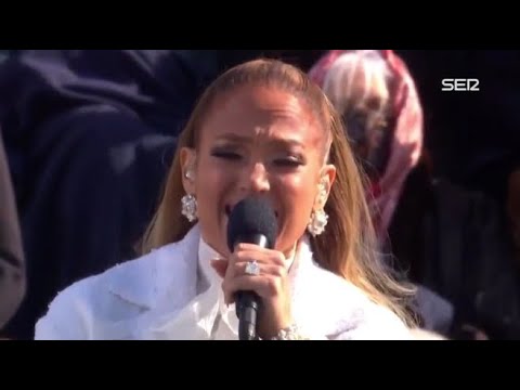 Jennifer Lopez se emociona en español en la investidura de Biden