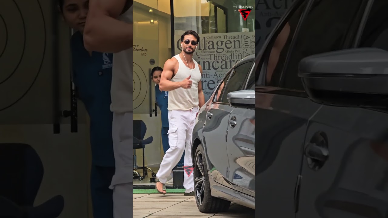 Tiger Shroff Spotted In Bandra | Casual Yet Cool 😎