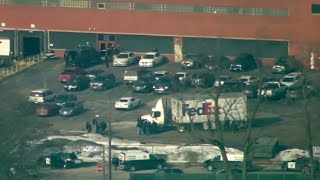 5 killed in Illinois shooting