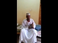 عبدالقيوم الشريف واقف منتظر 