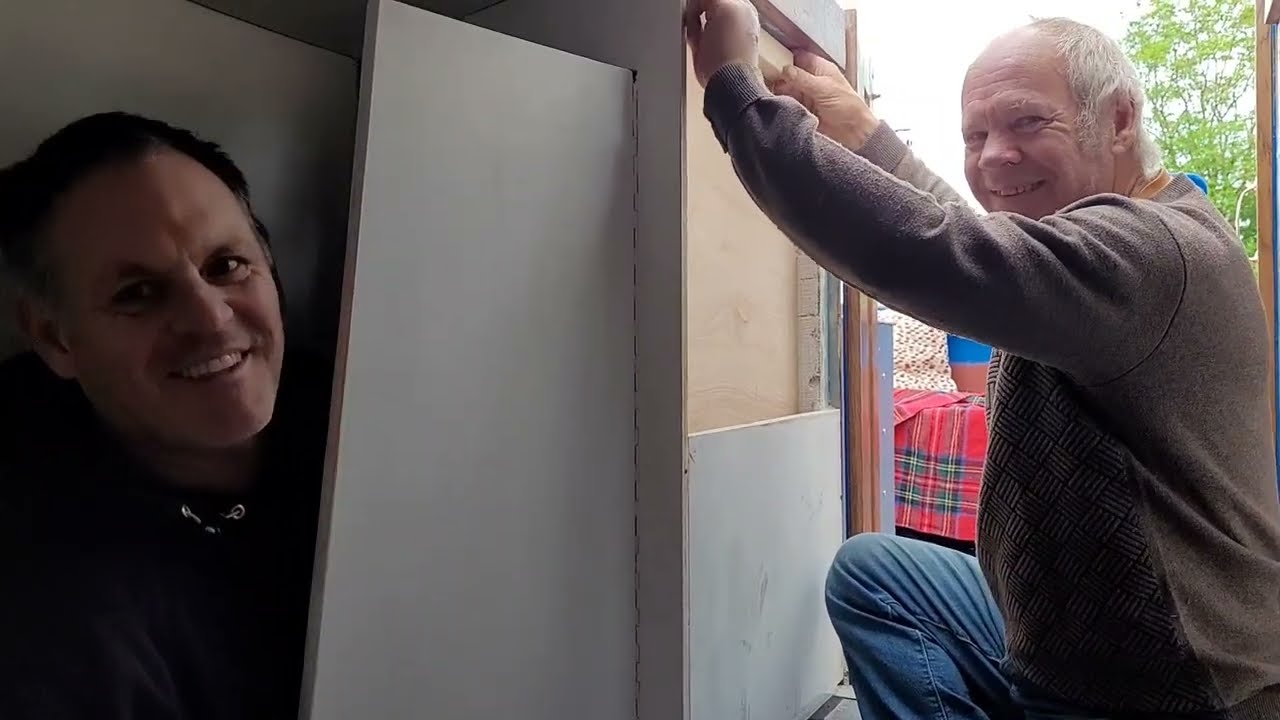 Dave SMASHES his hand in tunnel 