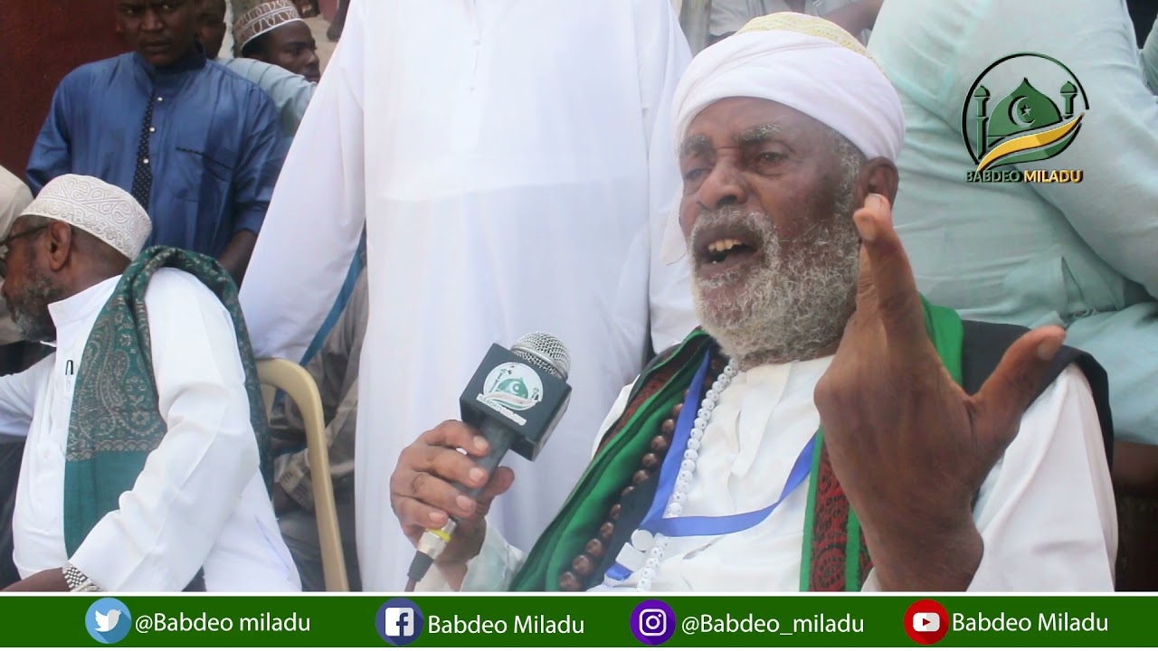 MAPOKEZI YA DARUWESH MTI MKAVU KENYA LAMU AKUTANA NA MWENYE BABA AMWAMBIA MIMI NI MWENYEMAMA