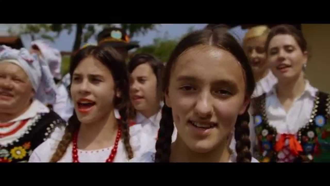 Trzysta buczków - teledysk międzypokoleniowy