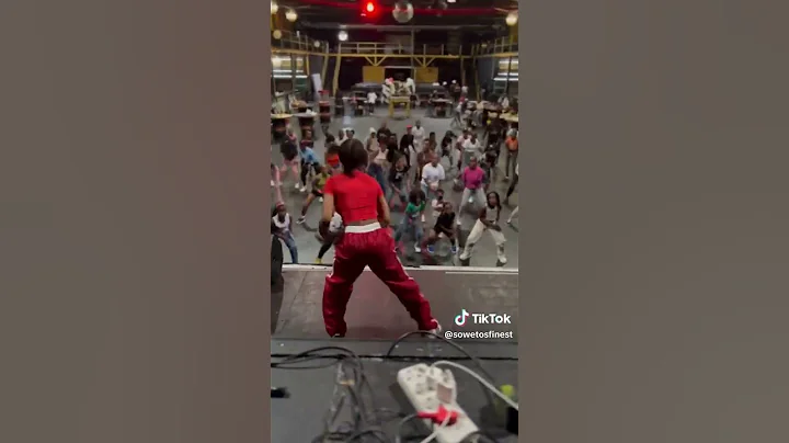 SOWETO FINEST AMAPIANO DANCE CHALLENGE #amapianodancechallage #vibe #sama28 #4u #viralshort