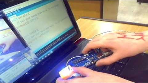 아두이노 1강 LED 깜빡이기(test용)(ADUINO Lesson 1 LED Light Up & Down (for the test)