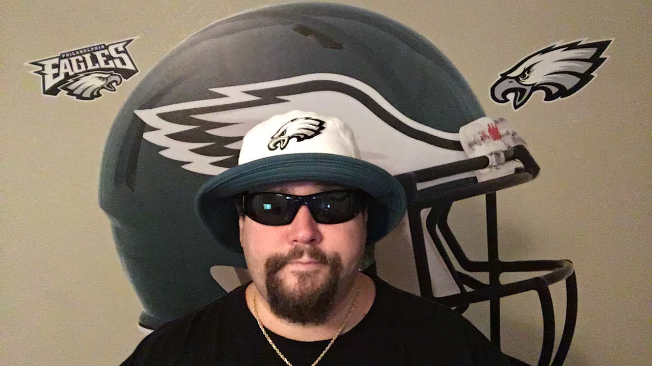 What happened at halftime for the Eagles? | Early Birds
