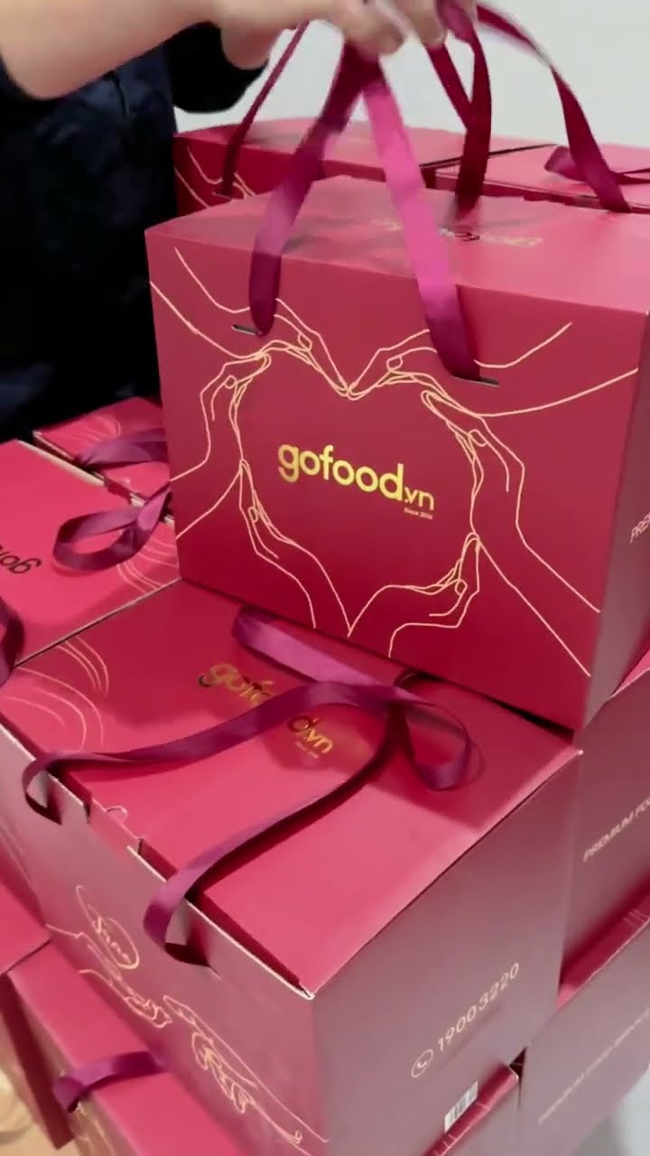 Gofood vẫn đang liên tục nhận đơn set quà biếu tết, gọi là có ngay! #gofood  #Quatangbieutet