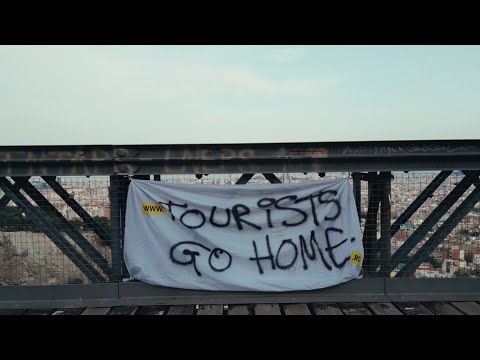 TouristsGo.Ro: Romanian Music Festival hijacks "tourists go home" street messages, offering an unexpected alternative to over-tourism in Barcelona