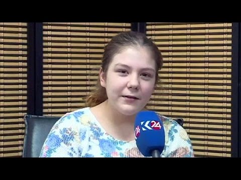 دختر سوئدی پس از آزادی بدست پیشمرگه ها به خانه باز می گردد 