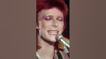 David Bowie - Can you hear me, Major Tom?