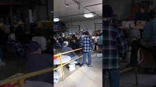 Auctioneer Christian Z Stoltzfus Selling At Pa Auction Center Resimi