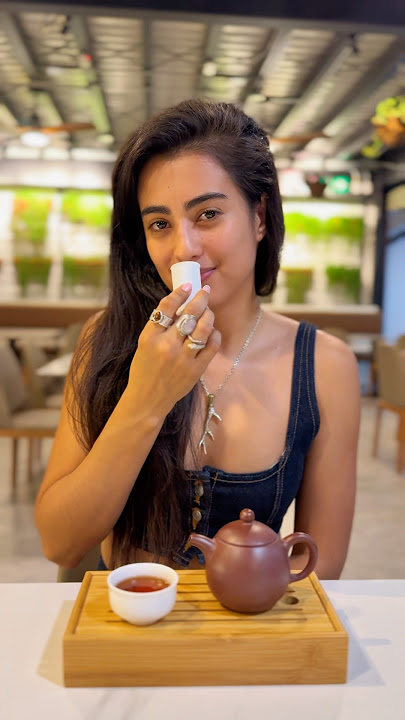 Taiwanese tea 🫖 #culture #kathimodel #katherinnerodriguez