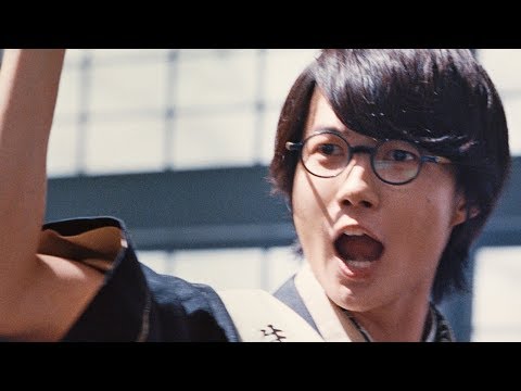 au三太郎たちと意識高すぎ「高杉くん」が初共演！ 『auゼロ学割』新CM「生徒会長」篇