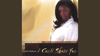 Celebrity Right Thang Wrong Man (Radio Version) Net Worth