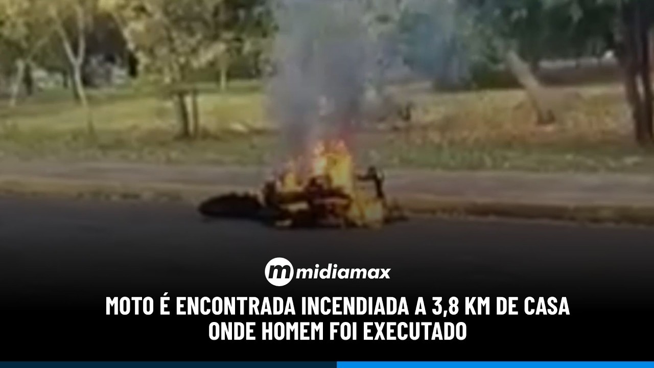 VÍDEO: Moto é encontrada incendiada a 3,8 km de casa onde homem foi executado