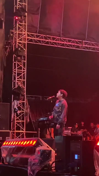Hindia - Rumah Ke Rumah (Live at Riang Riuh 28/6/25) #Hindia #rumahkerumah #baskaraputra #konser
