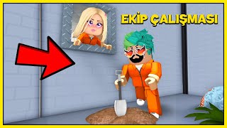 EKİP İŞİ ÇILGIN KAÇIŞ  KÜBRA NİSA ROBLOX Team Prison Run! (TEAMWORK OBBY)