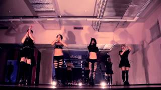 Birthday Party Le Kravec Vogue