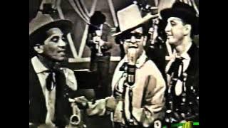 PINTATE LOS LABIOS MARIA-ROBERTO FAZ