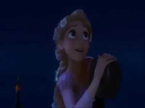 ذنبها إيه لو قلبها طاير حب وحس 